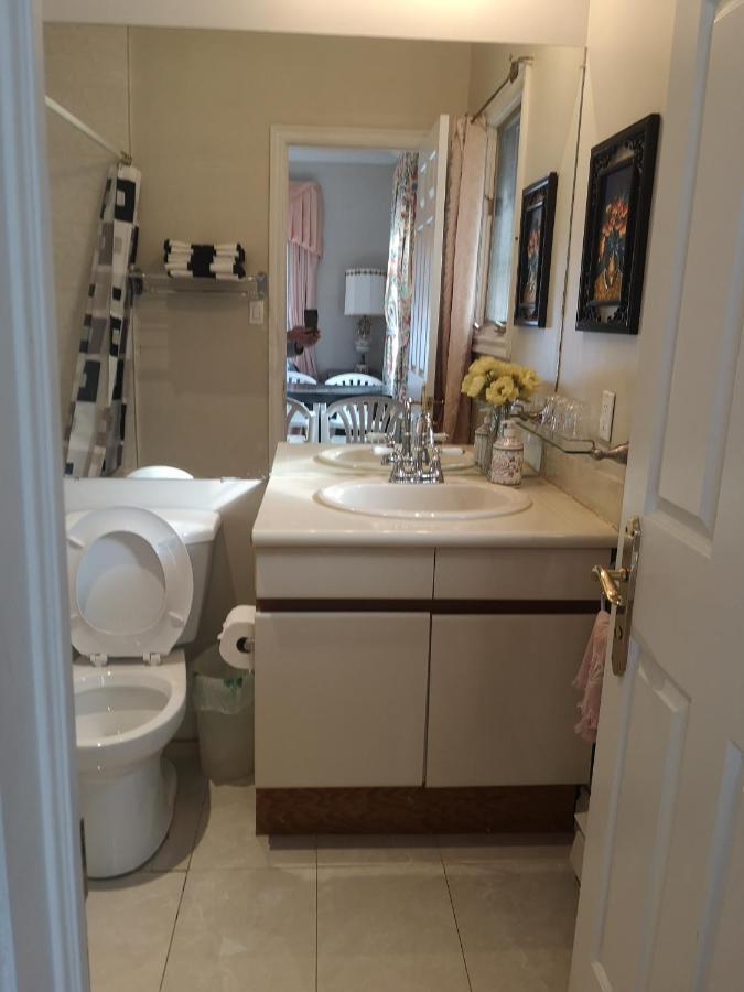 Lakeview Private Suite-Twin Or King Tottenham Esterno foto